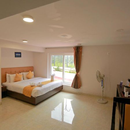 Grand Signature Hotel & Spa Yercaud Ngoại thất bức ảnh