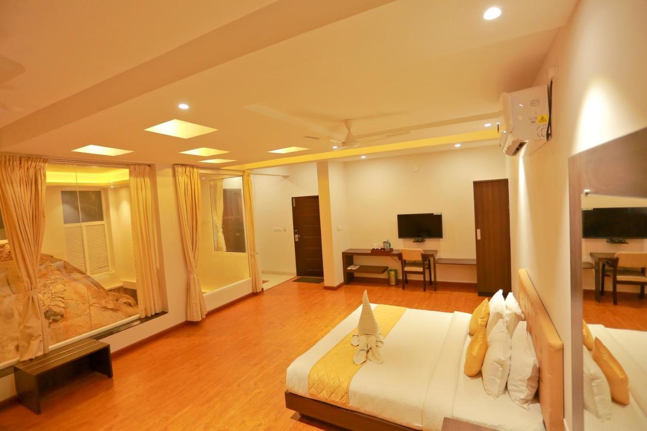 Grand Signature Hotel & Spa Yercaud Ngoại thất bức ảnh