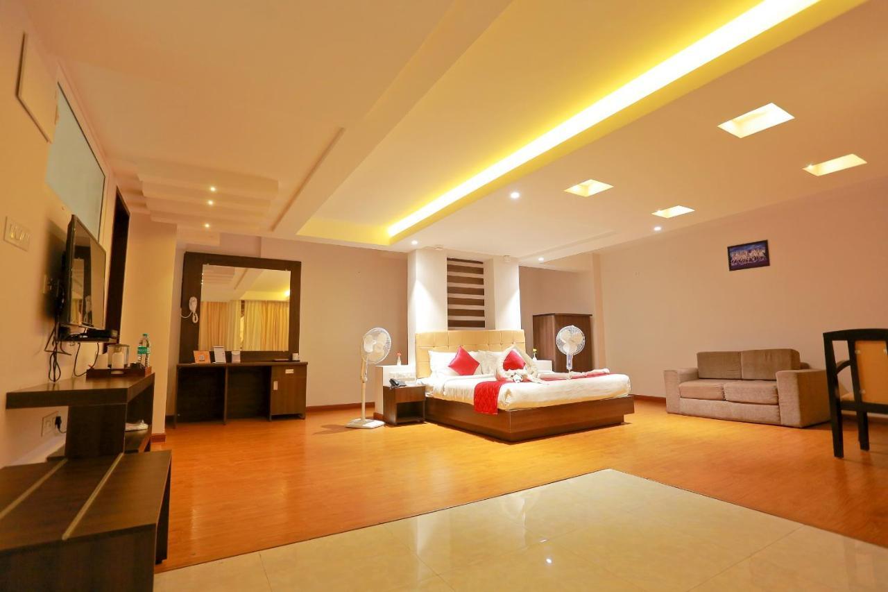 Grand Signature Hotel & Spa Yercaud Ngoại thất bức ảnh